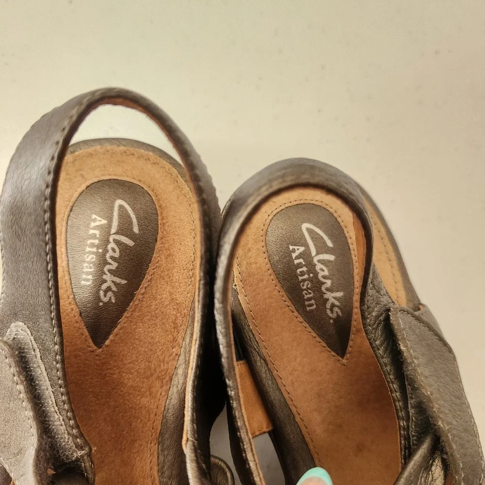 Clarks Artisan Lucena Women's Metallic Bronze Leather Knot Sandals 7W
